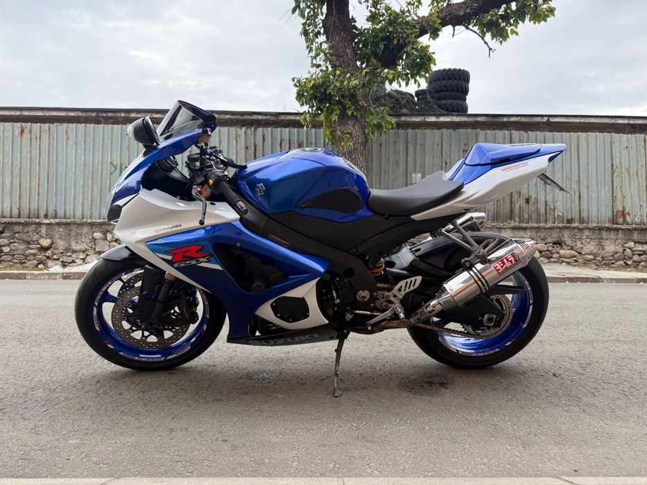Suzuki GSXR K7 1000