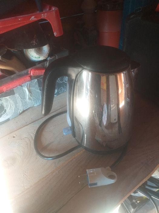 Cana fierbator Philips