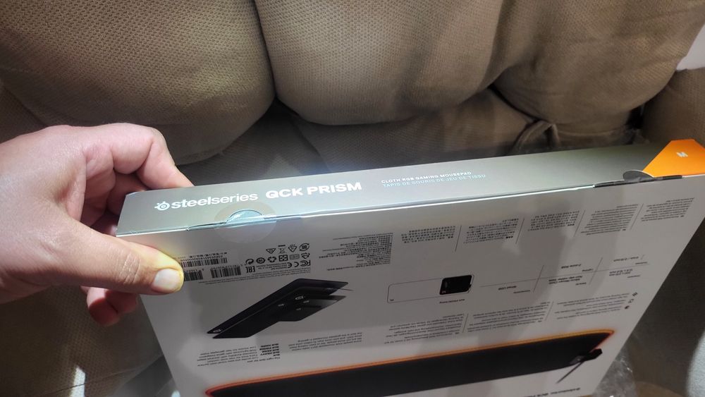 Steelseries QCK Prism RGB подложка за мишка чисто нова 2бр