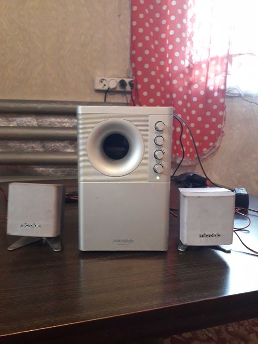 Продам сабвуфер с колонками