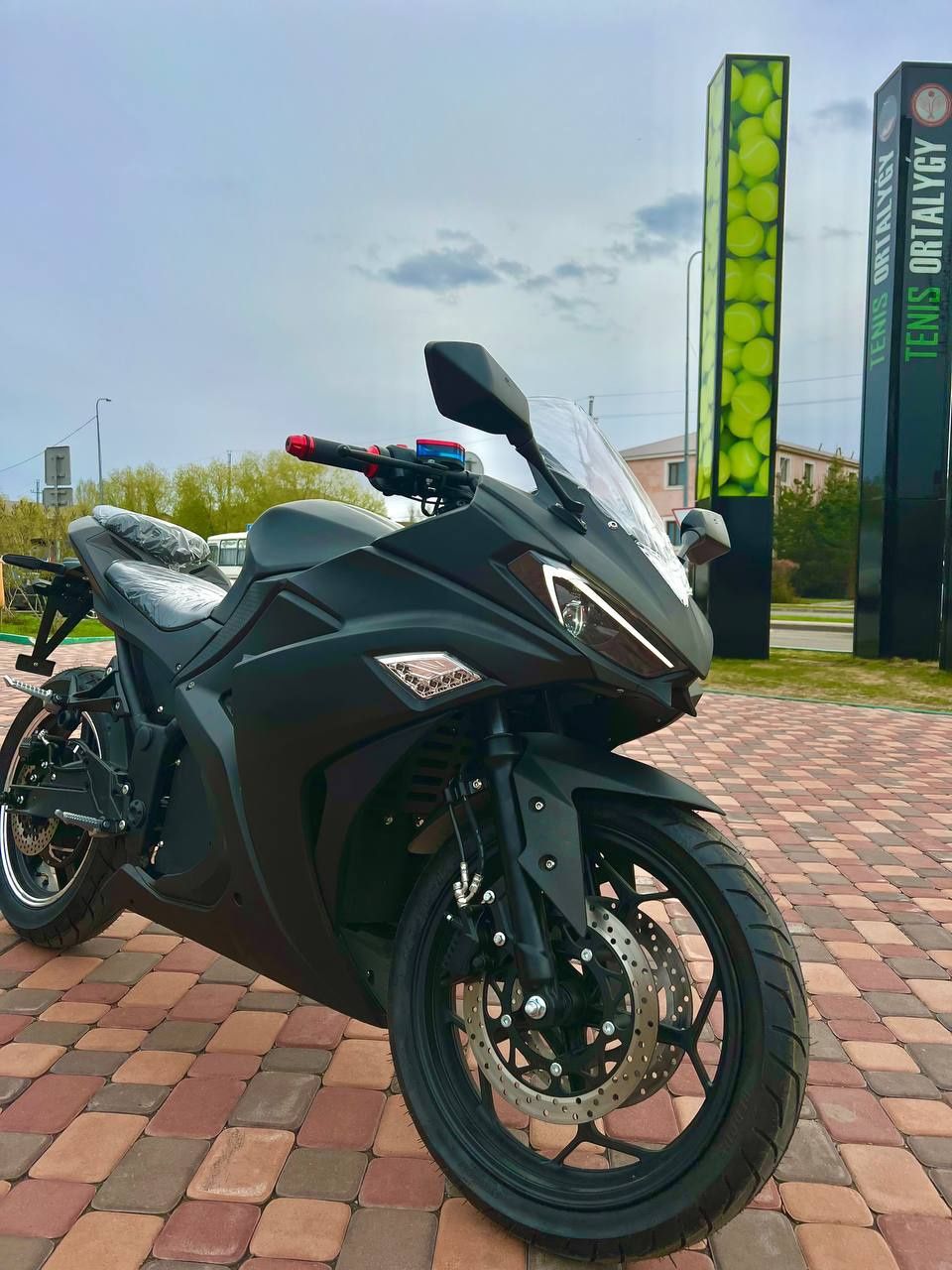 Yamaha R3 новый без пробега