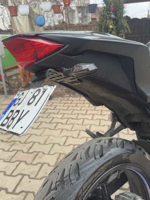 Kawasaki ninja 300 ABS.  Legal A2