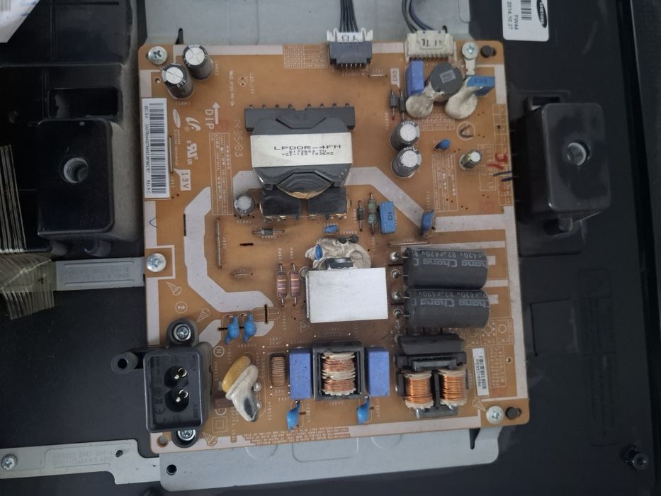 Televizor samsung ecran spart model UE40H5203AW