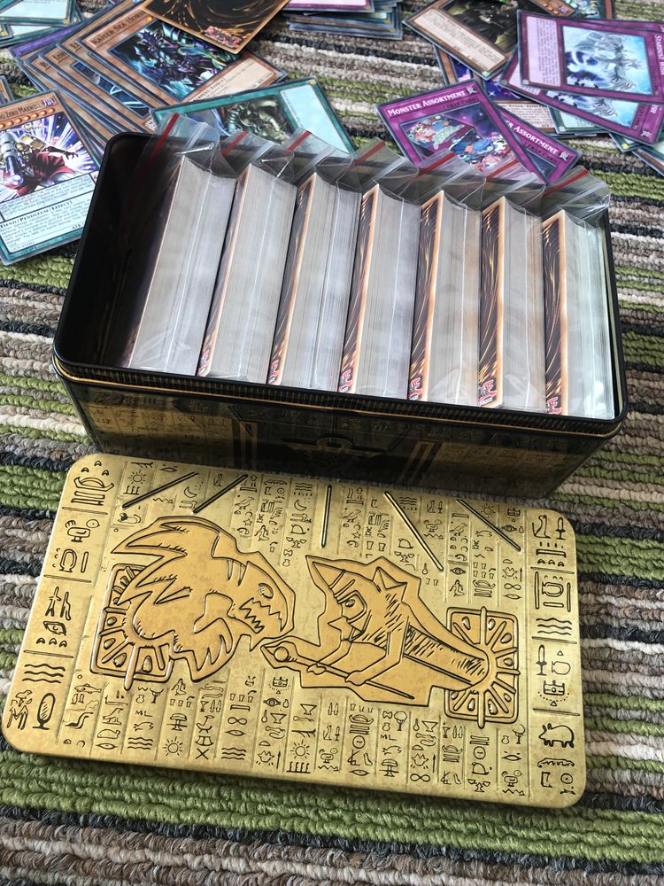 Yu-Gi-Oh! 1x GiGABOX / 420 карти / Прочетете описанието /