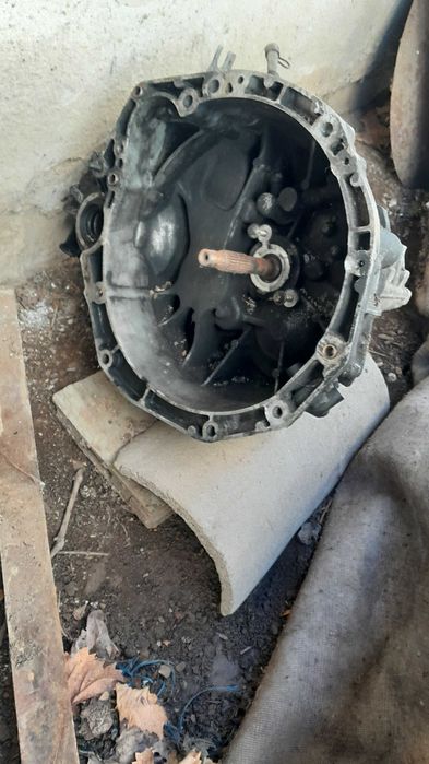 Скростна кутия за рено