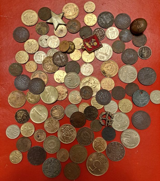 Стари български монети , значки и копчета