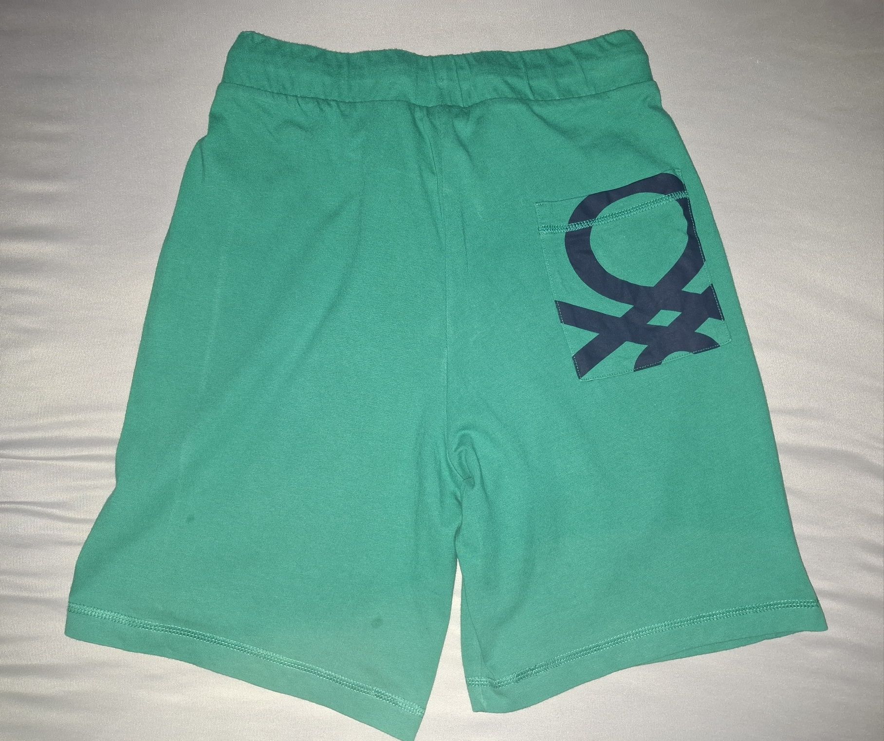 Benetton бермуди  168см.