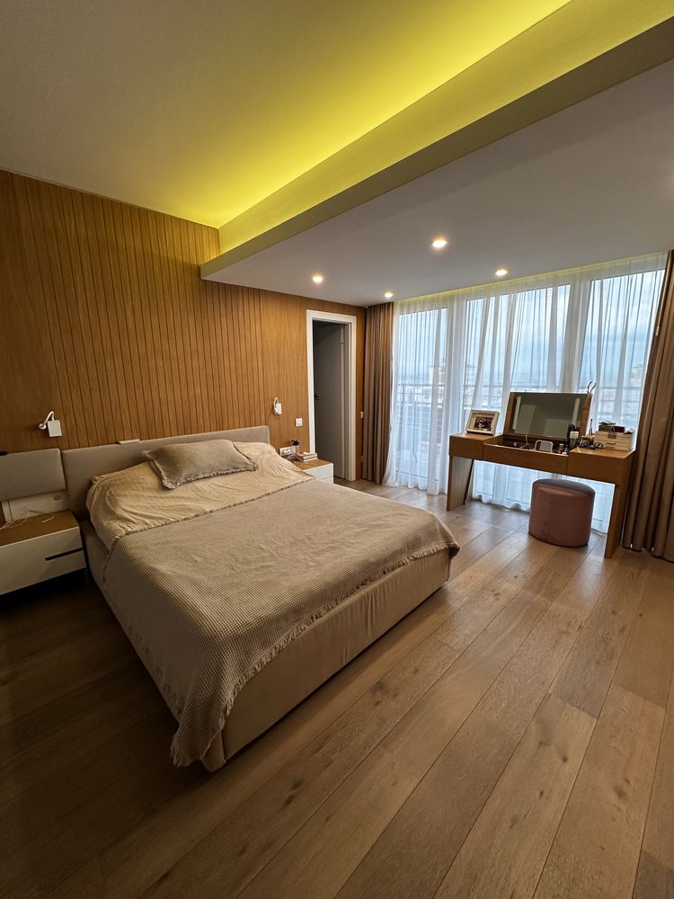Apartament de tip Penthouse pe doua nivele Buna Ziua