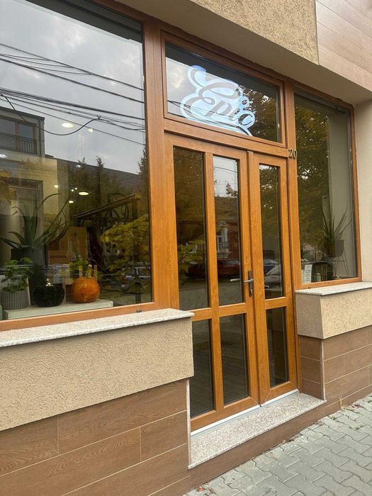 Inchiriez in salon post coafor, make-up, Tg. Mures, Centru