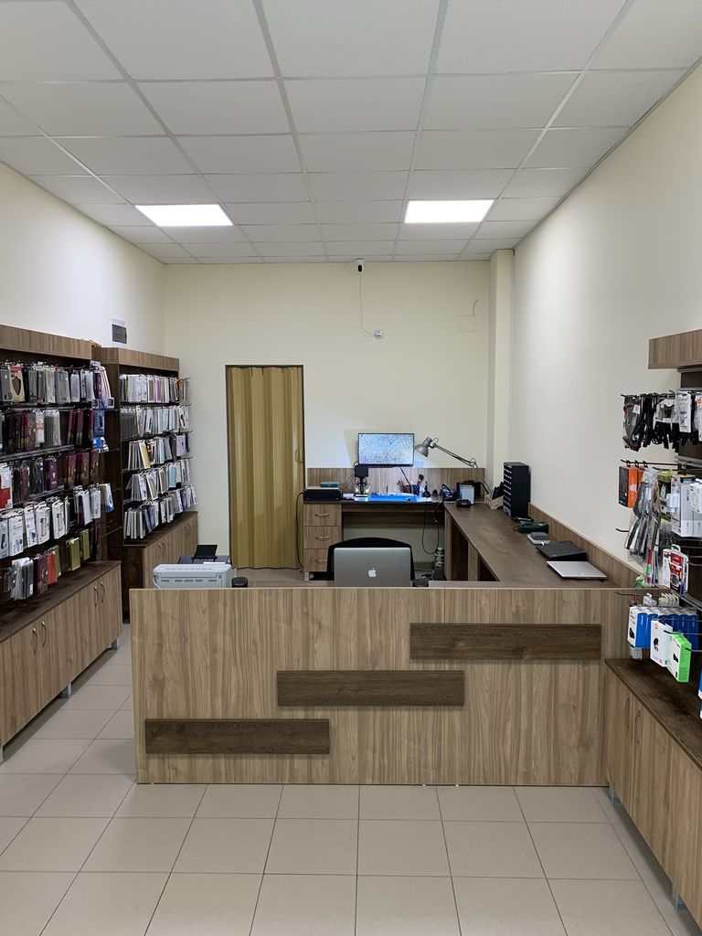 Дава се под наем Магазин в Асеновград - 45 кв.м за 382.5 € - Снимка #2