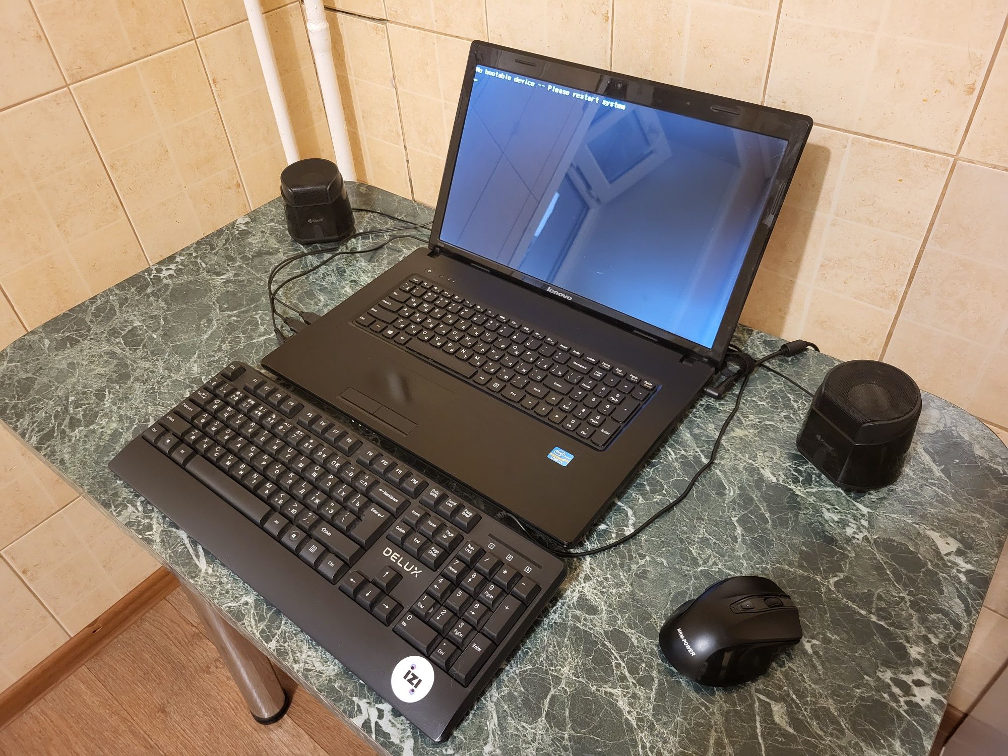 Ноутбук: Lenovo G780 (17") в хорошем состоянии + новый жёсткий диск!