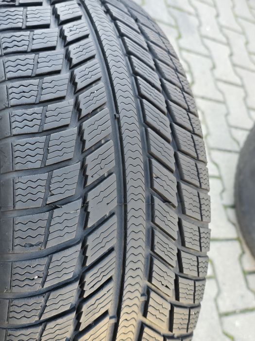 225 45 17 syron.   .