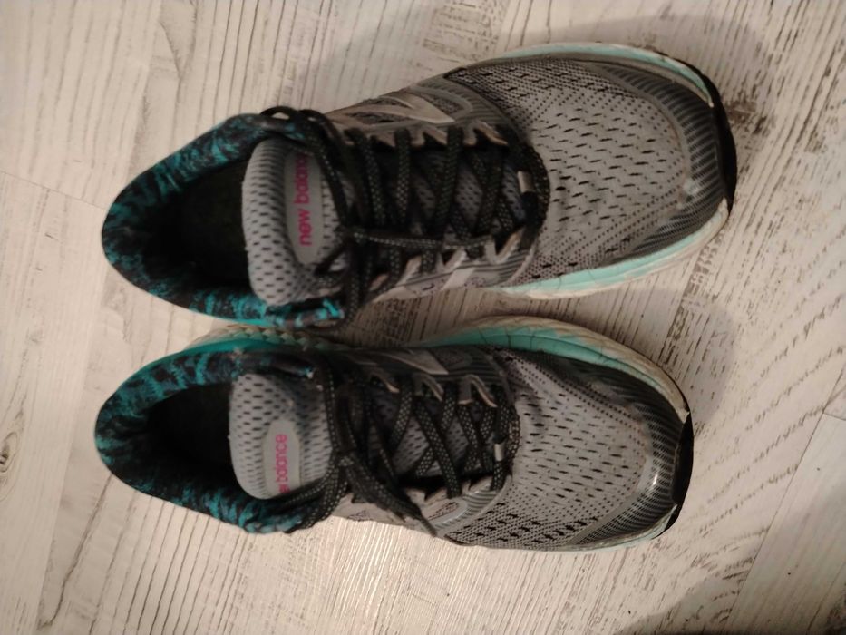 Маратонки 39номер New balance