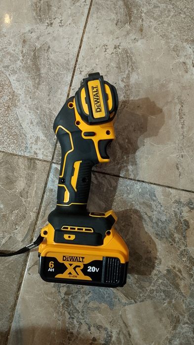 Mini Flex Dewalt cu baterie 6A