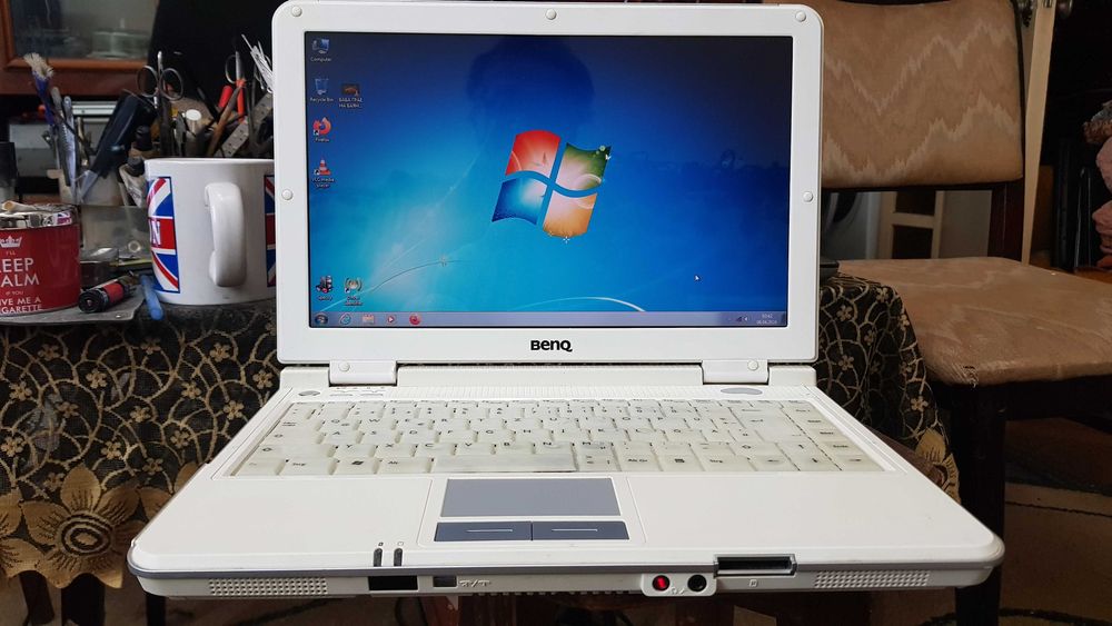 Vand  laptopuri super puternice si ieftine de firma ,totul instalat