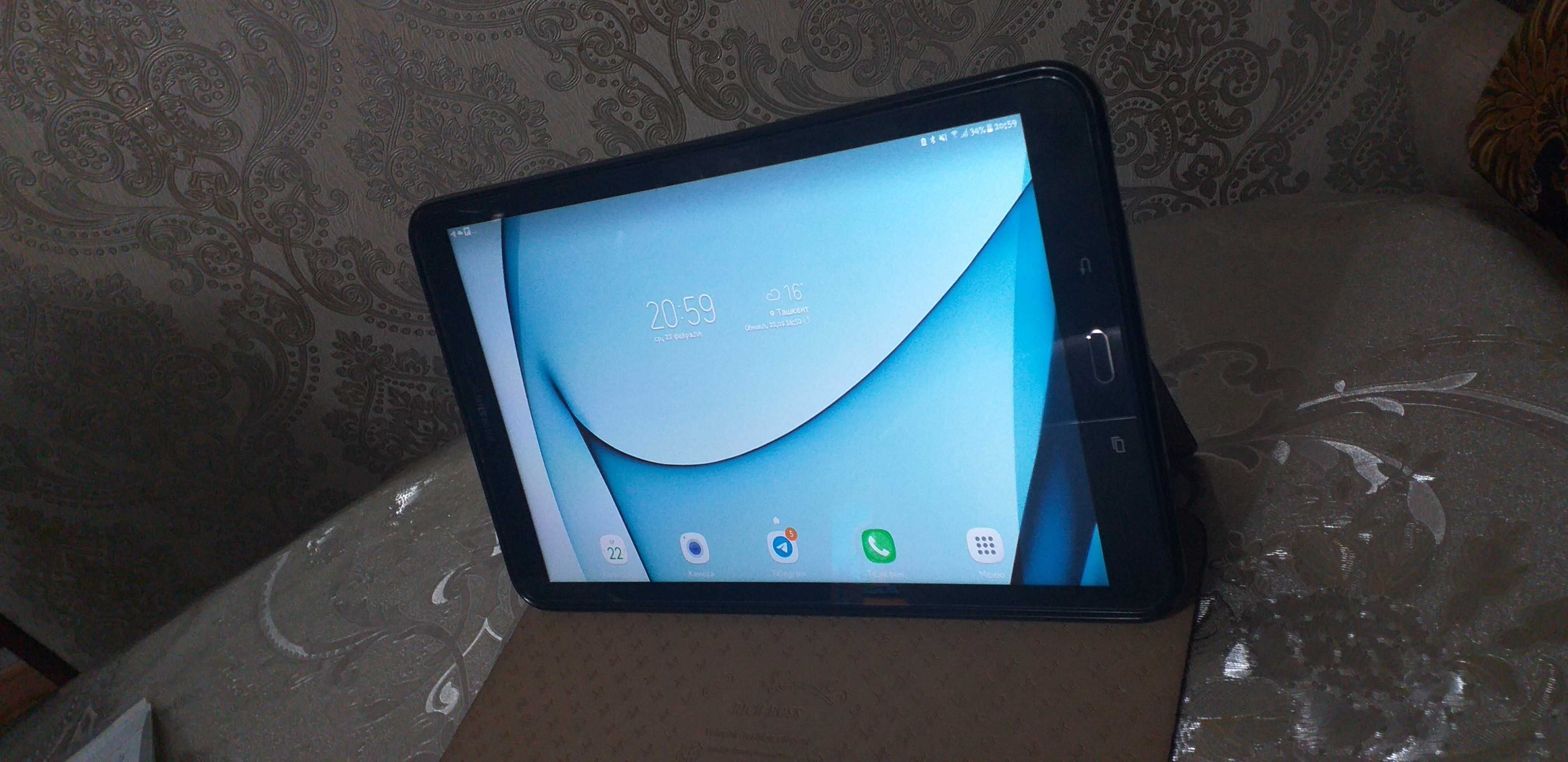 Galaxy Tab A 2016 ( планшет)