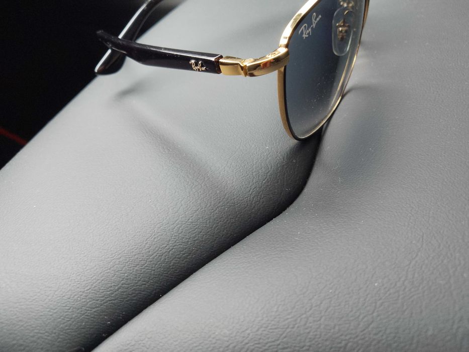 Ochelari de soare Ray Ban  RB 3702 gradient blue