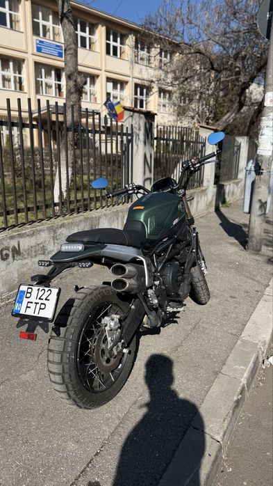 Benelli Leoncino 800 Trail