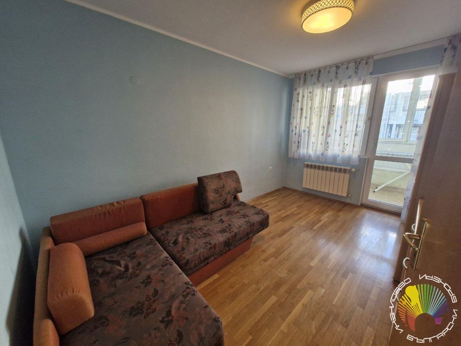 Дава се под наем Тристаен апартамент в Бургас, Център - 110 кв.м за 612 € - Снимка #12