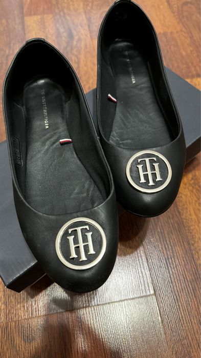 Продам балетки Tommy hilfiger