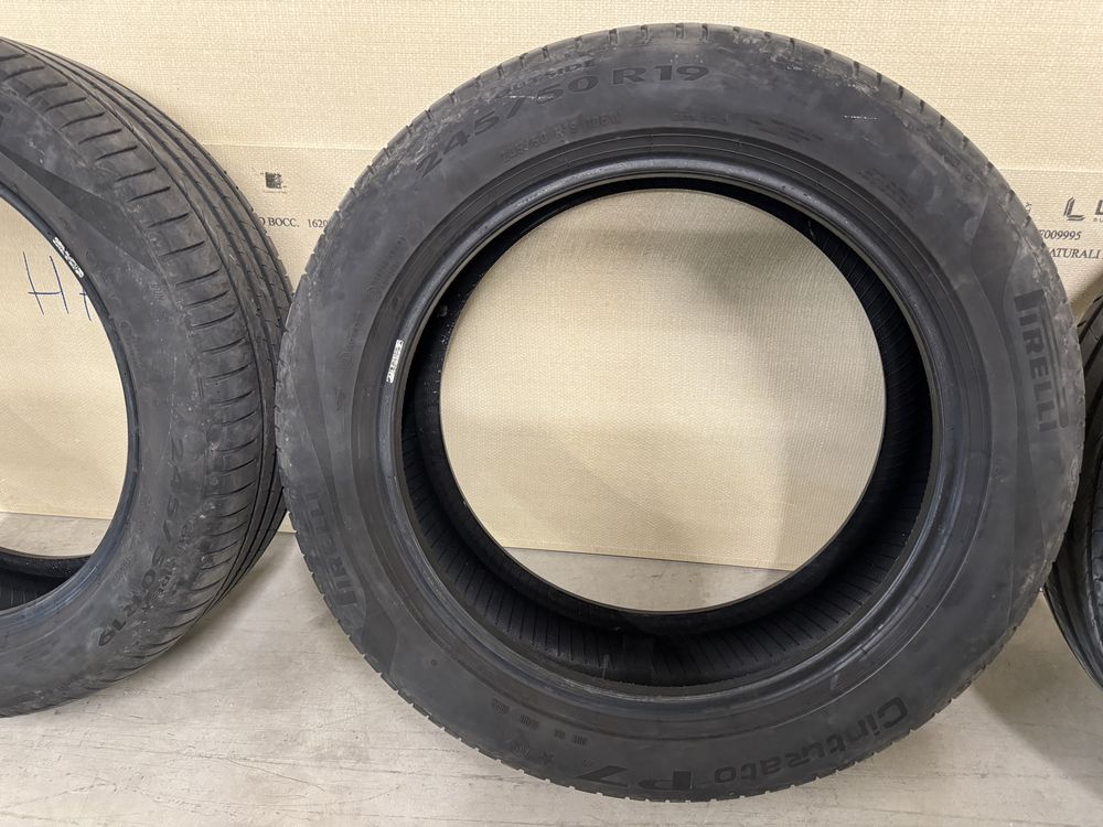 Летни гуми 245/50/19 Pirelli DOT22 Runflat