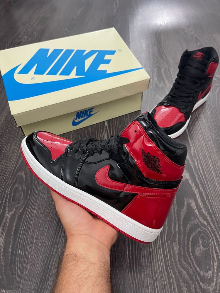 RETRO HIGH Patent Bred Jordan 1 Produs NOU