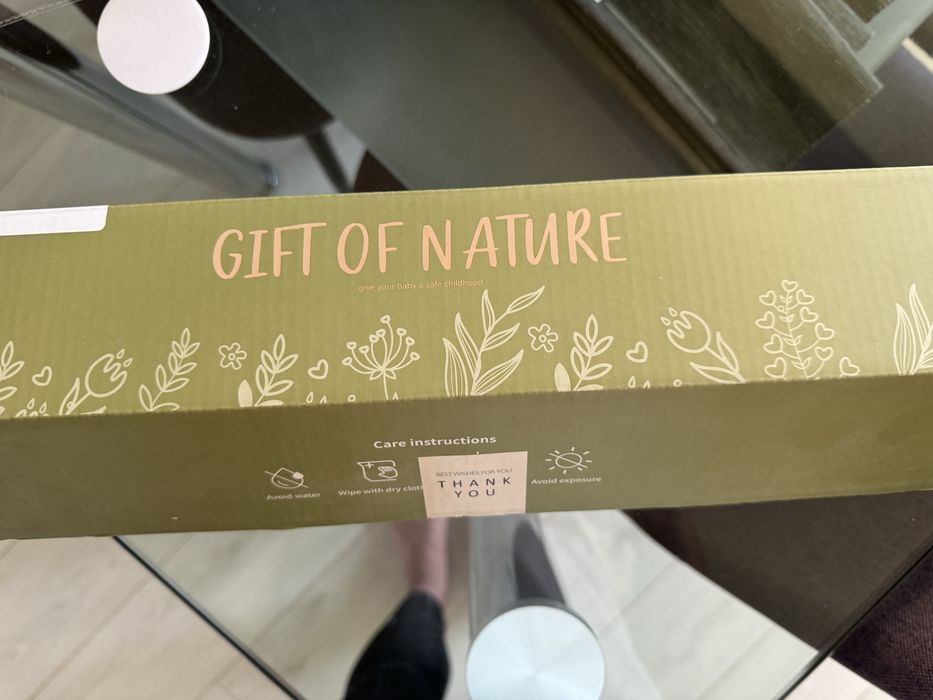 Дървена стойка за бебешка музикална играчка