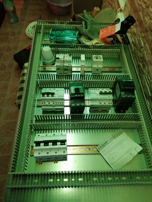 Electrician autorizat