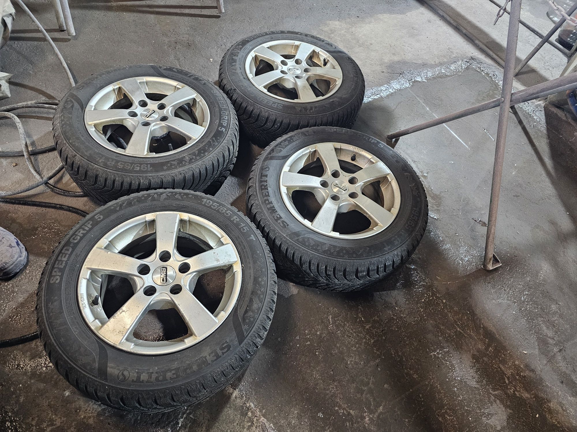 4бр лети джанти 15' 5x110, с гуми SEMPERIT DOT23 OPEL