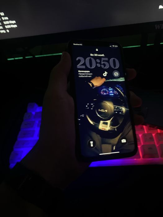 iphone 11 в хорошем состаяние