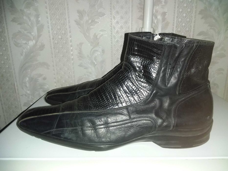 Кожаные мужские сапоги с мехом в хорошем состоянии Размер 41-42 Италия