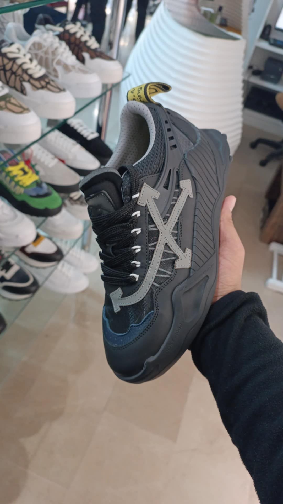 Adidași mixt model