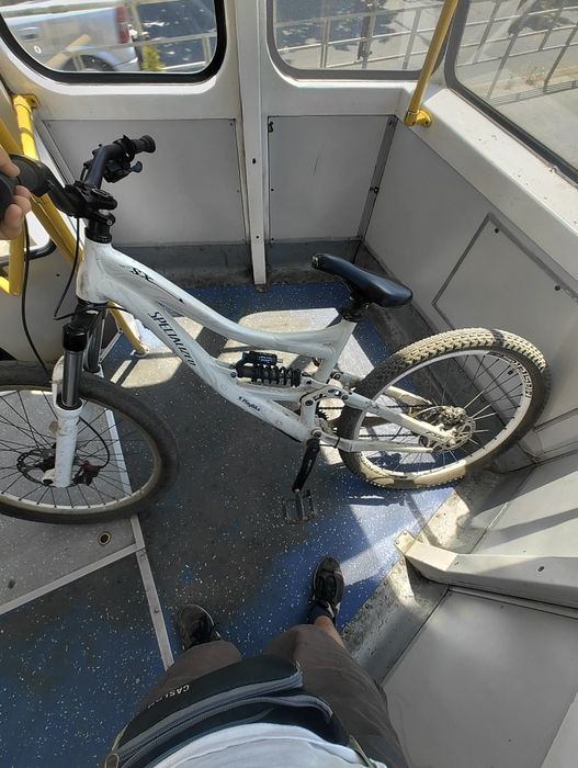 Vând specialized sx trail one 2010