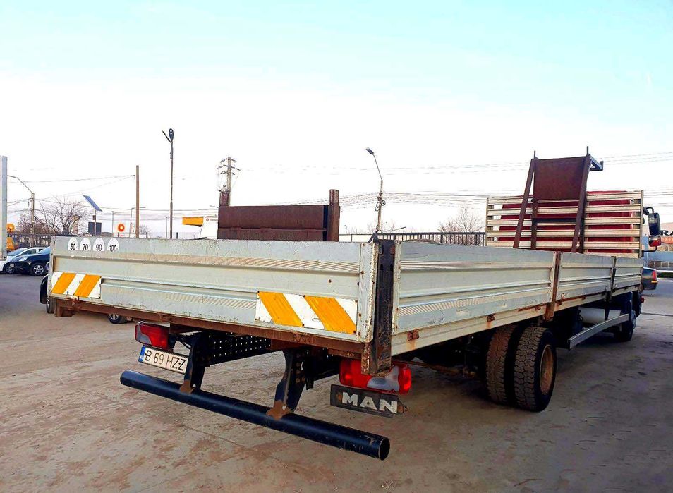 MAN TGL 8.150, platou  lungime 7 metrii, an fabricatie 2008