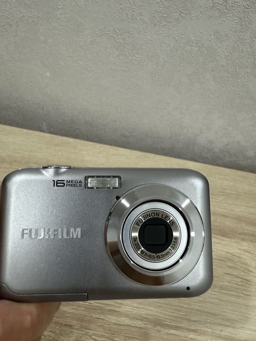 Фотоаппарат FUJIFILM 16 MEGAPIXELS новый