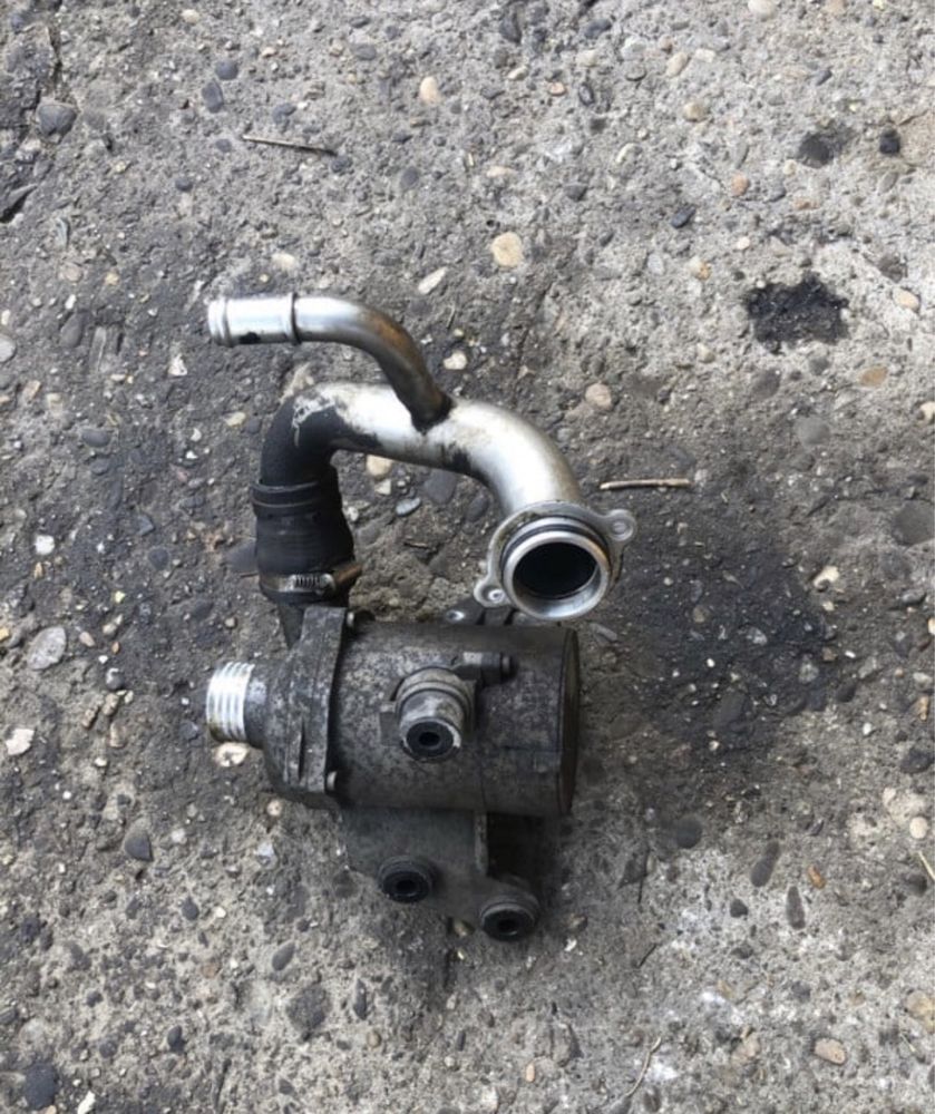 Pompa apa electrică BMW 2.0i 1.8i 1.6i  Cod motor n43b16a