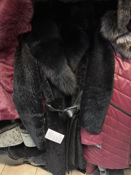 Палто от астраган с естествен косъм лисица