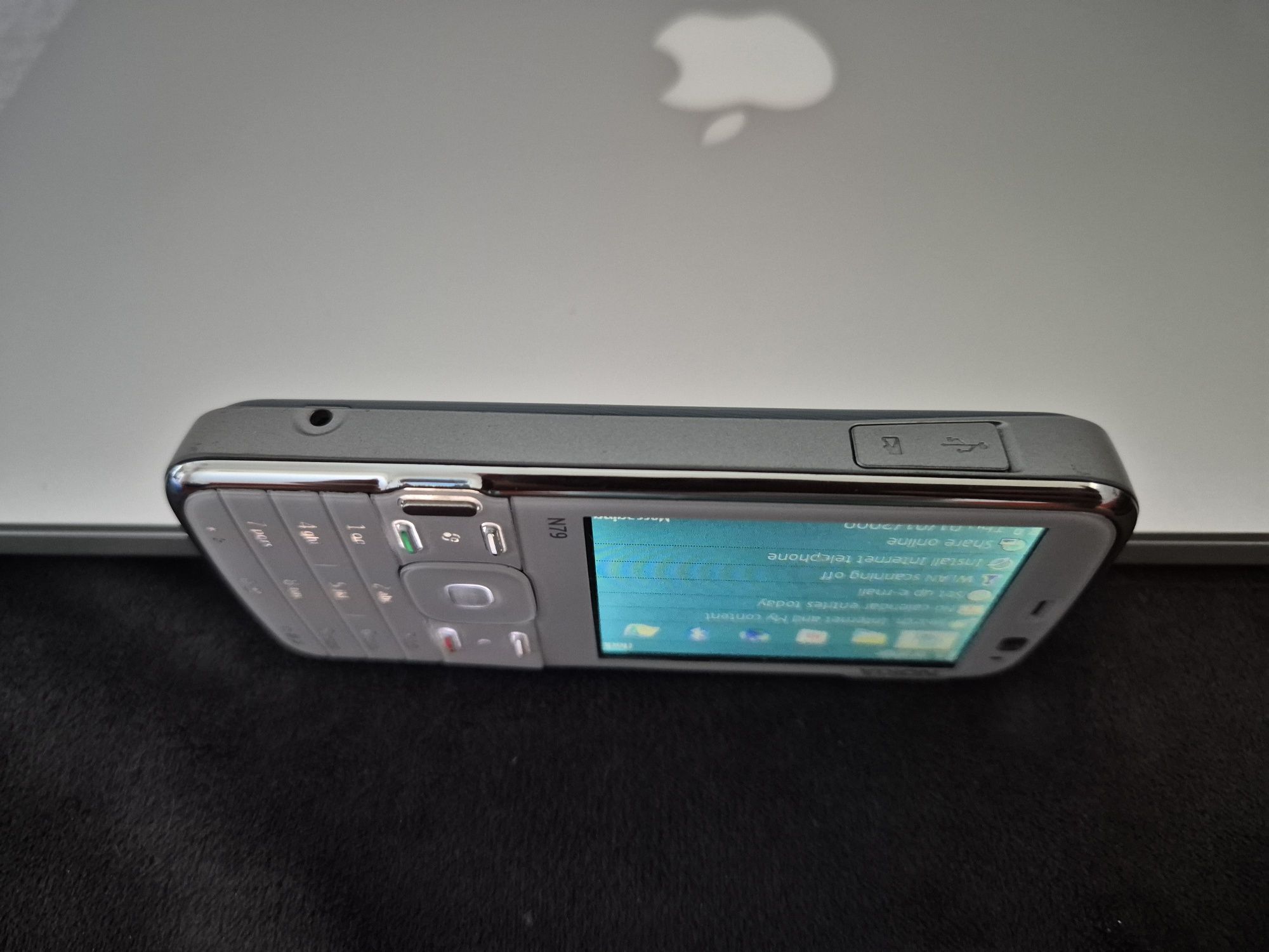 NOKIA N79 Original (non-refurbished)