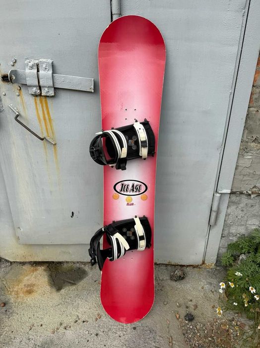 Сноуборд TEAM 144 см с крепленями быстросъем .