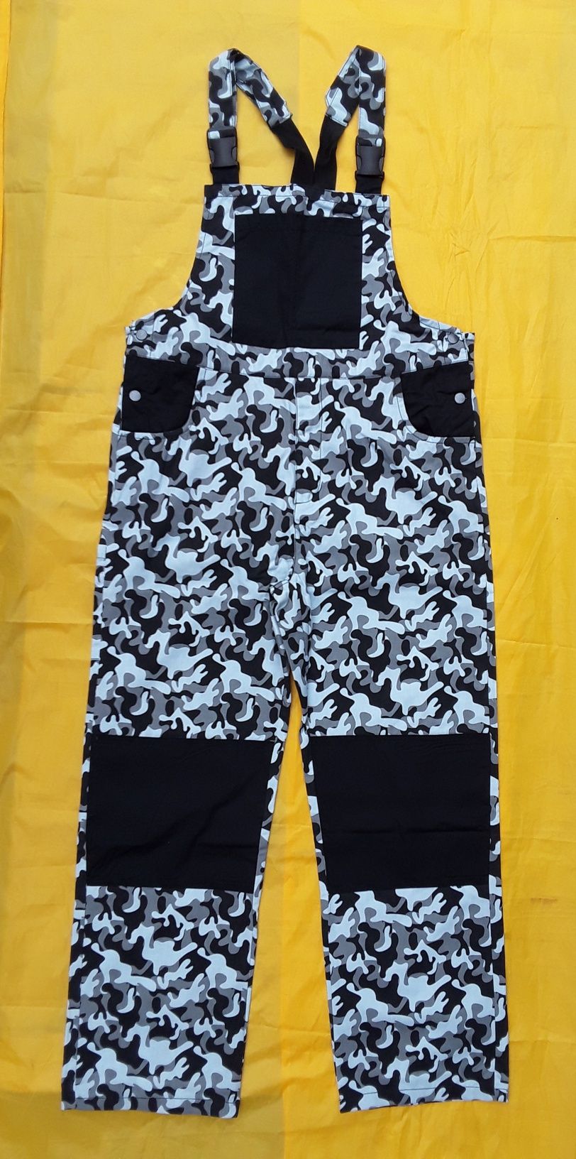 Pantaloni pescar,vanator,padurar cu pieptar si bretele - Noi - 90 Lei