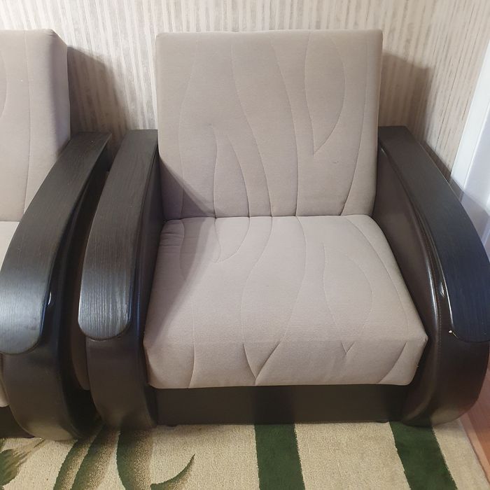 Диван и 2 кресла