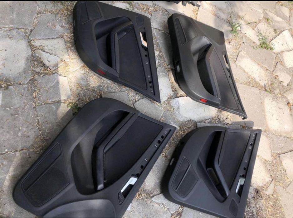 Продавам интериор от ауди А4 Б8 2009г