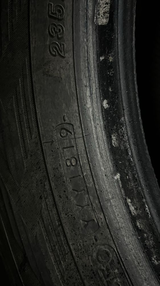 235/55/19 Зимние шины Yokohama iceGuard G075 — 3 штуки