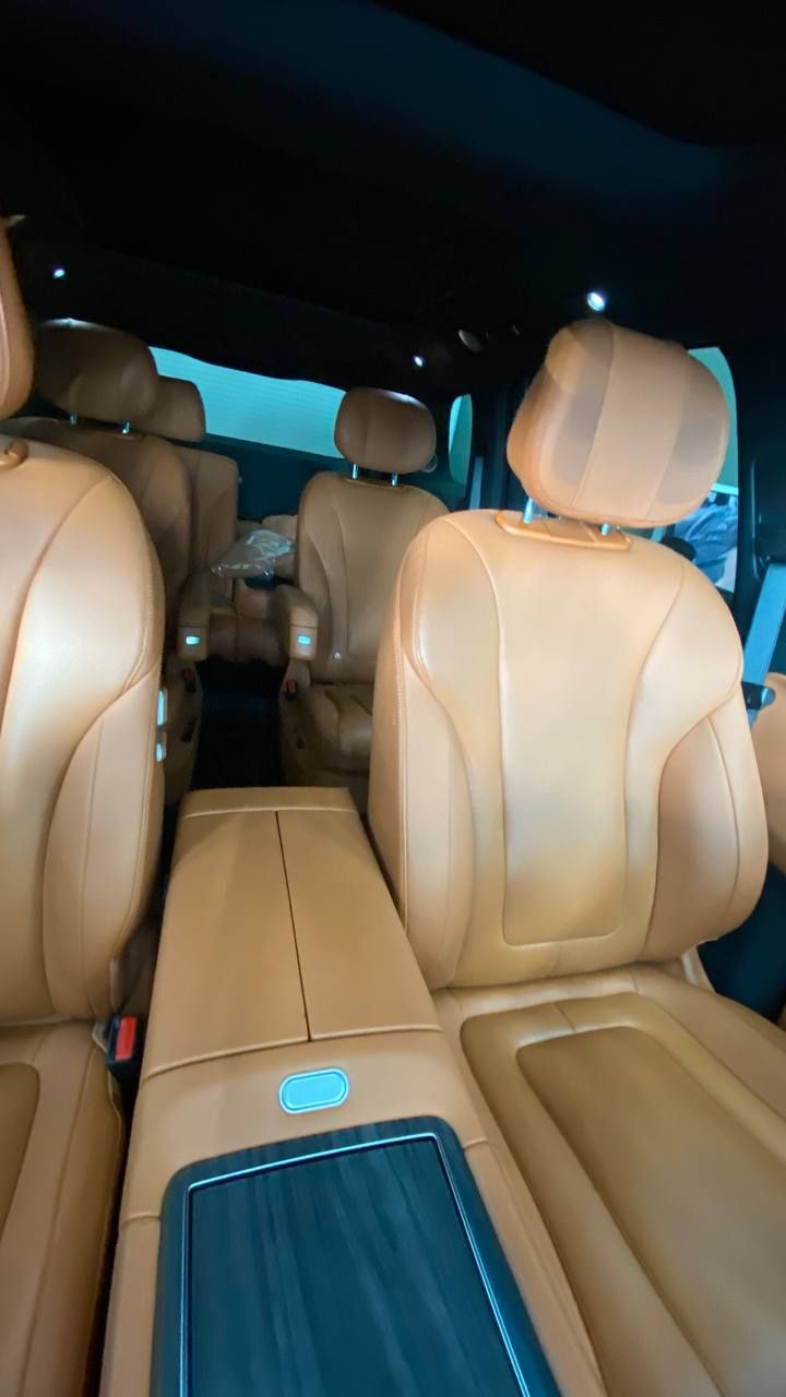 AITO M 9 FULL OPTION Li BYD zeekr 009 konrent