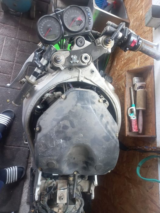 Motor Kawasaki ninja 900