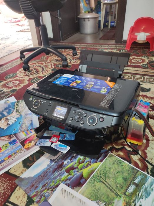 Epson 615 kopiya skanerli 6 ta rangli tezkor printer. dyuzi 100% tiniq