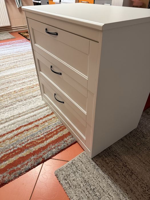 Comoda cu 3 sertare noua Ikea