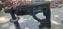 перфоратор Makita DHR202