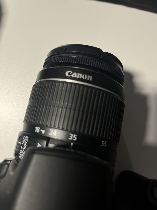 Vând Canon EOS 2000D – stare excelentă!