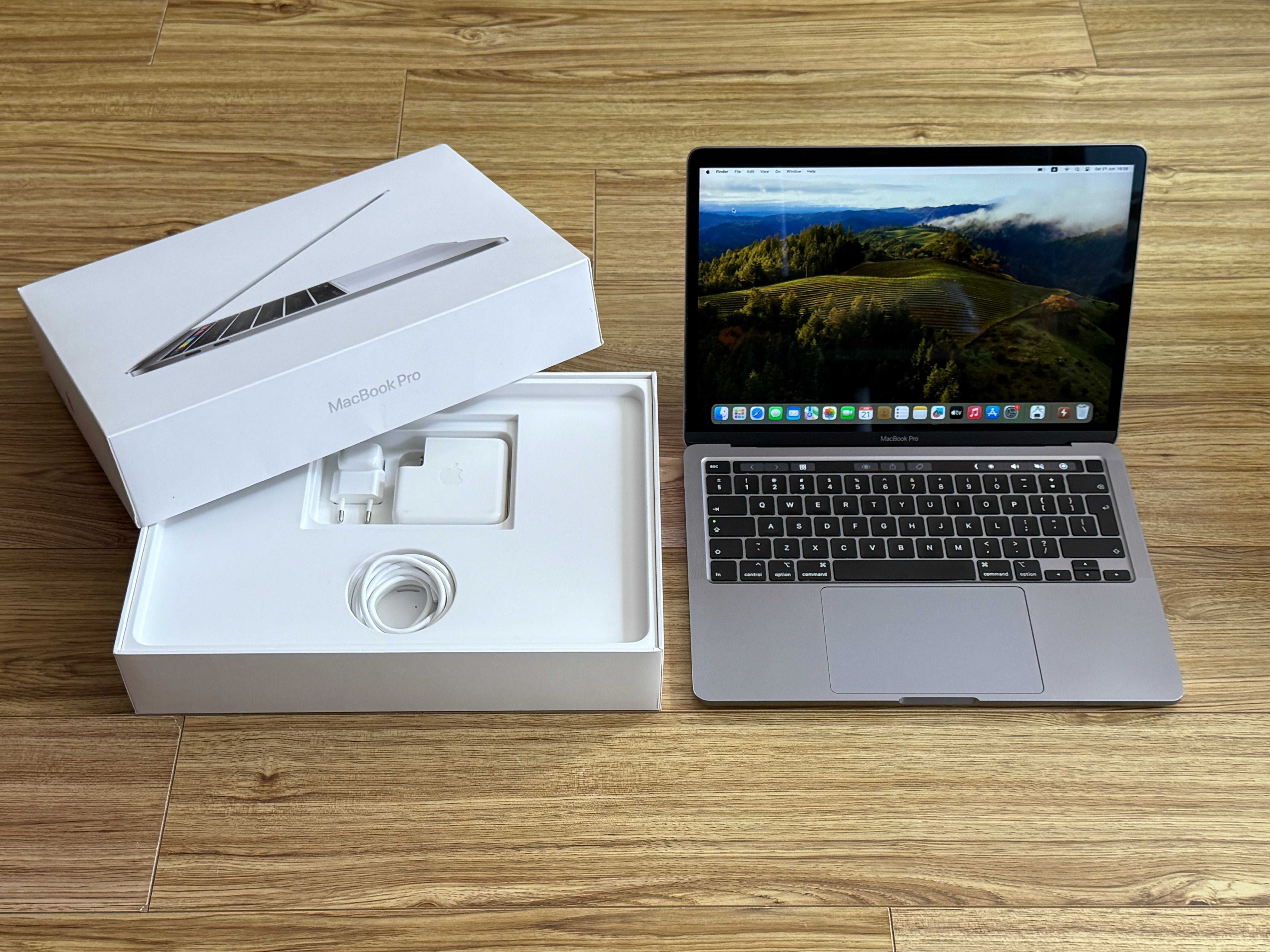 MacBook Pro 13 2020 4TB3`Core i5-1038NG7/16GB RAM/512GB SSD/Бат 99%